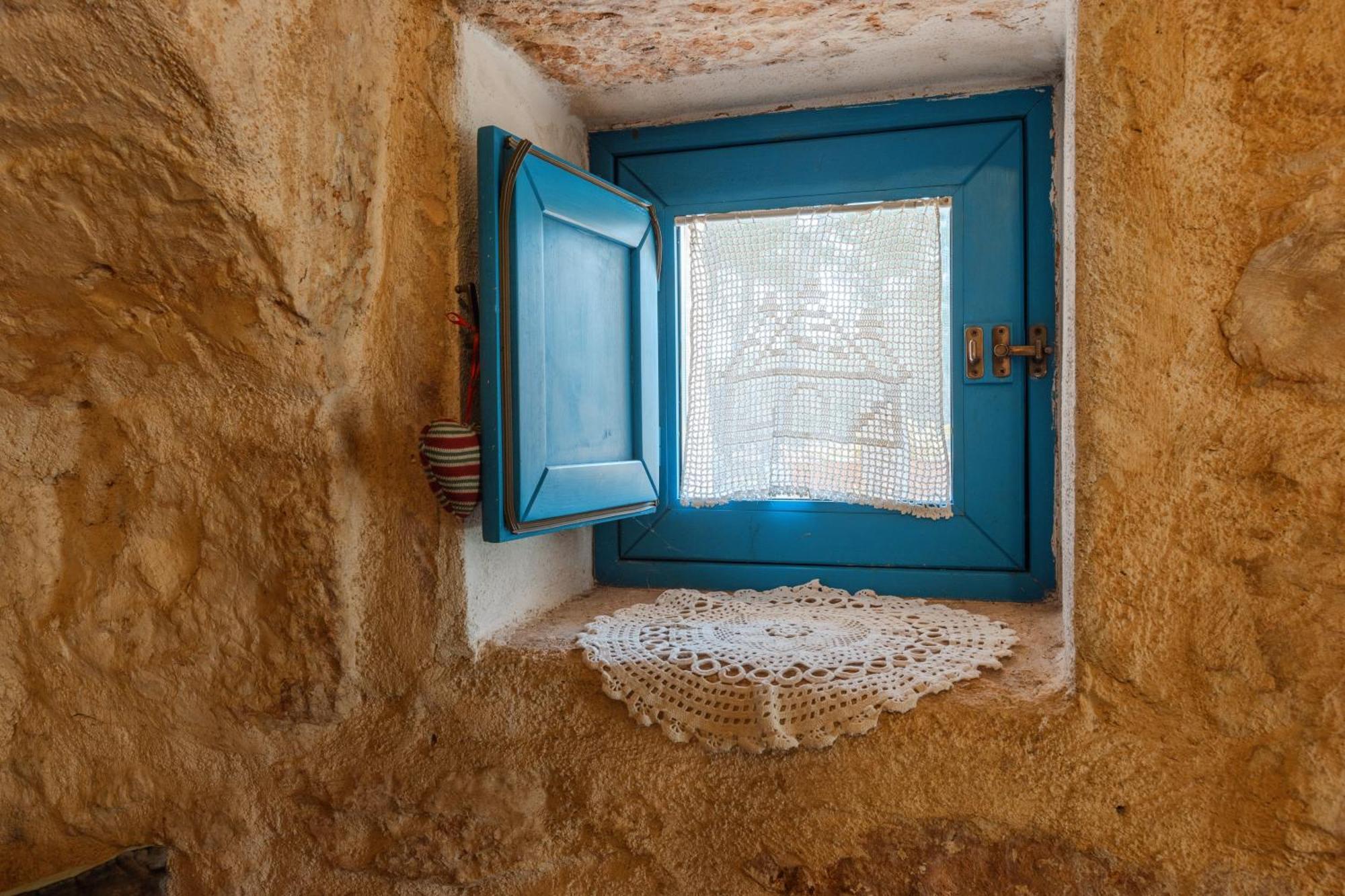 Trullo Tarantini Con Piscina Privata Leilighet Latiano Eksteriør bilde
