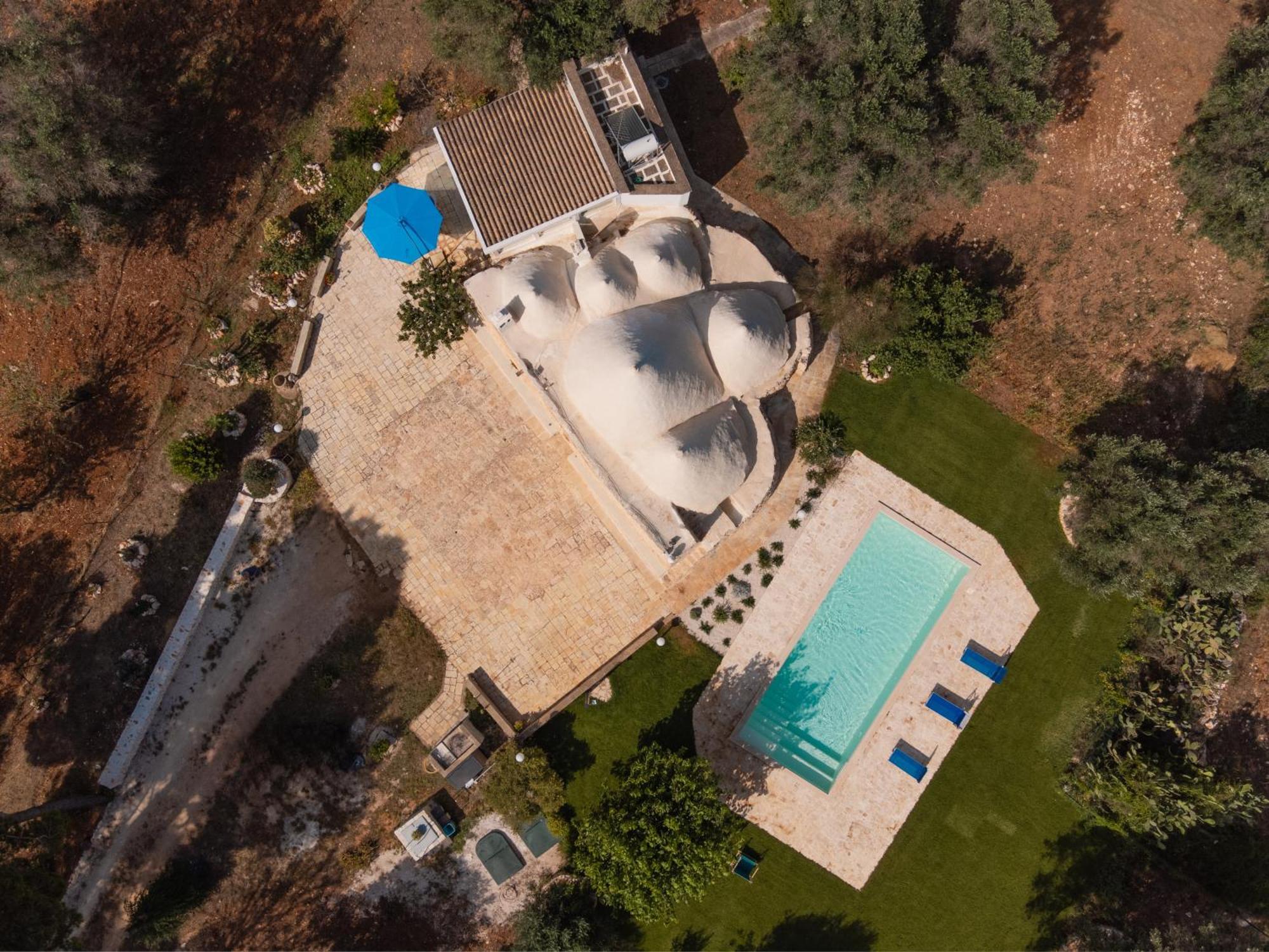 Trullo Tarantini Con Piscina Privata Leilighet Latiano Eksteriør bilde