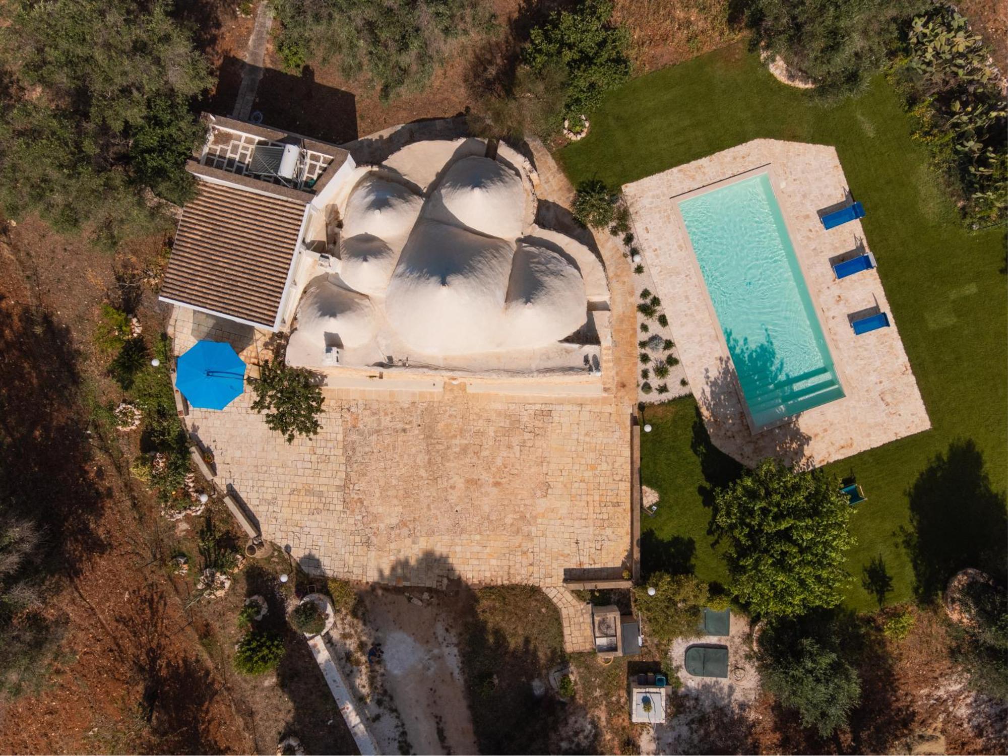 Trullo Tarantini Con Piscina Privata Leilighet Latiano Eksteriør bilde